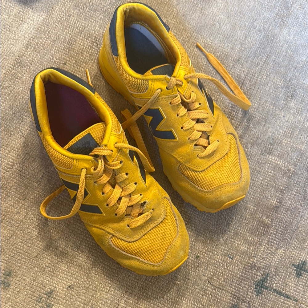 New Balance Womensy Yellow Sneakers Sz 7.5
